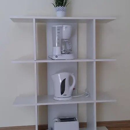 Giovanni Apartment *